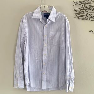 American Eagle Outfitters men’s dress shirt. Size Large. Like new!